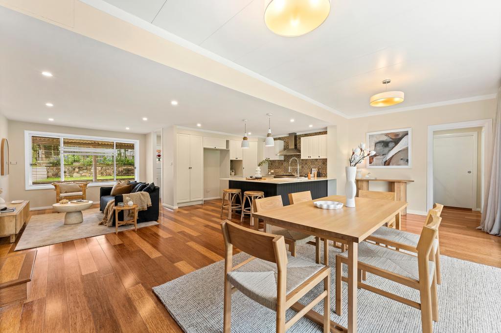 16 Valley Dr, Figtree, NSW 2525