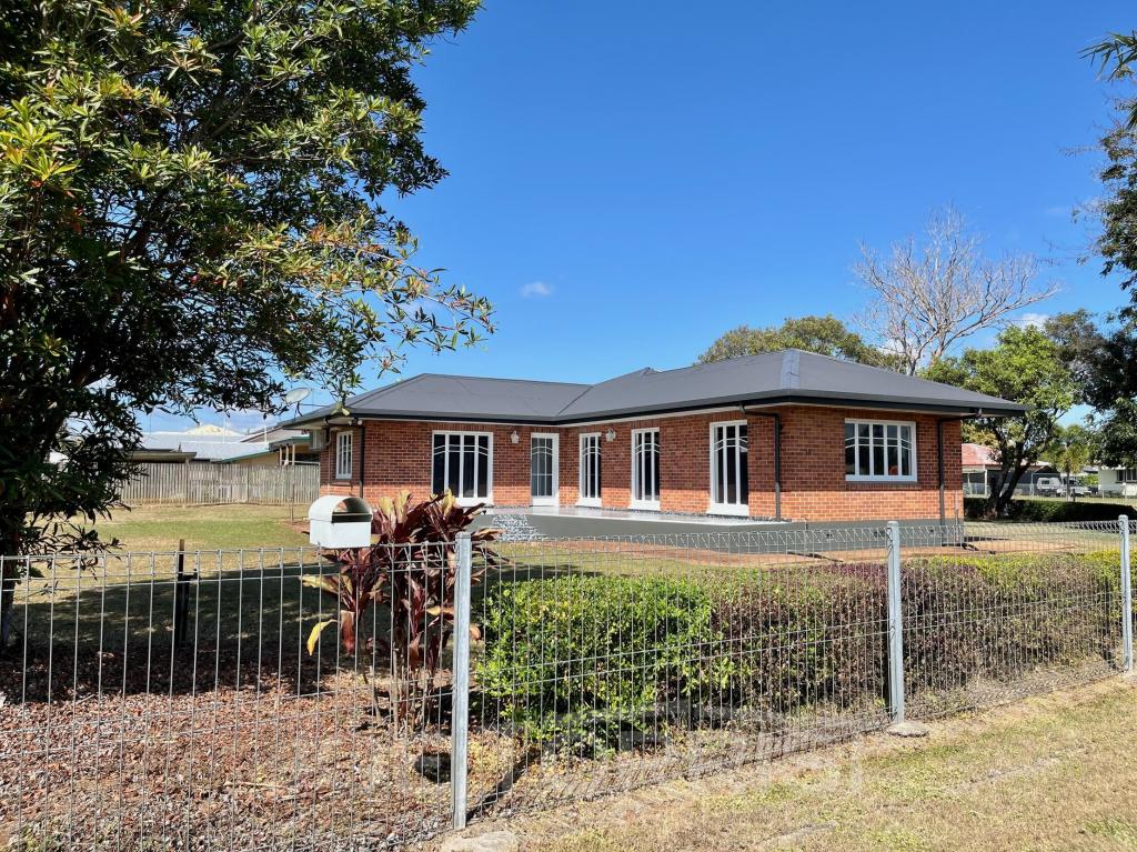 303b Byrnes St, Mareeba, QLD 4880