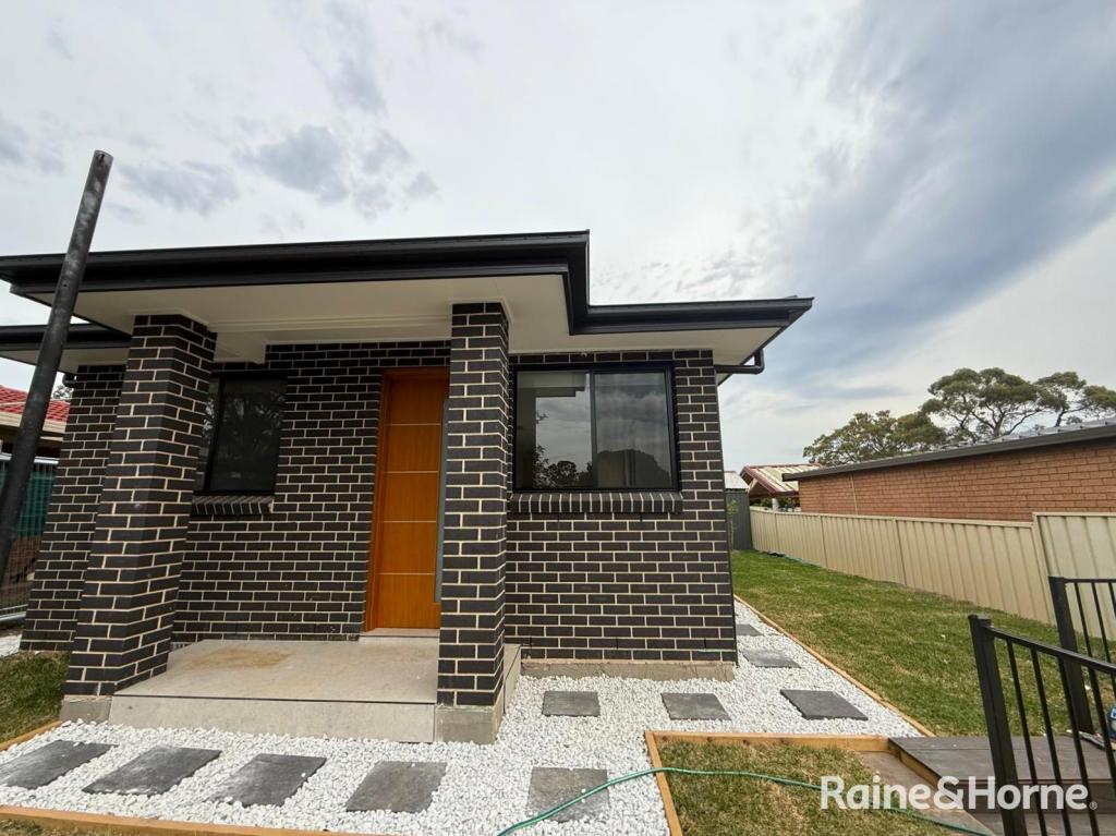 4a Mcinnes Pl, Ingleburn, NSW 2565