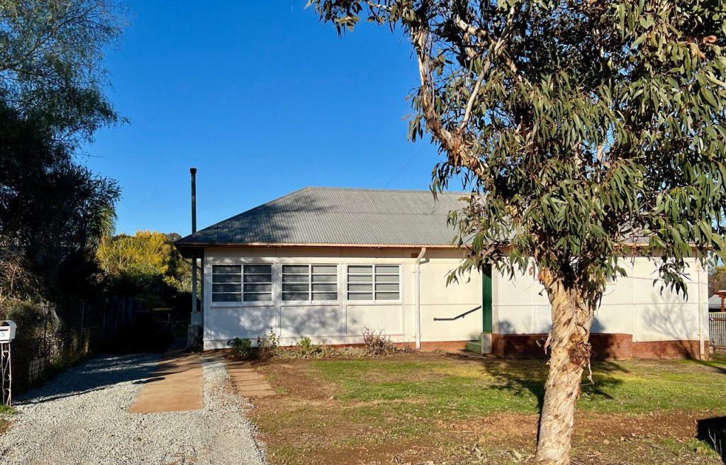 3 Coleman Rd, Parkes, NSW 2870