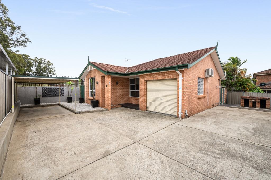 3/63 Ingham Dr, Casula, NSW 2170