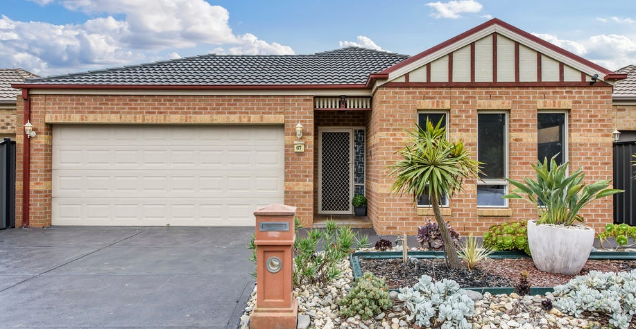 67 Lakewood Bvd, Melton, VIC 3337