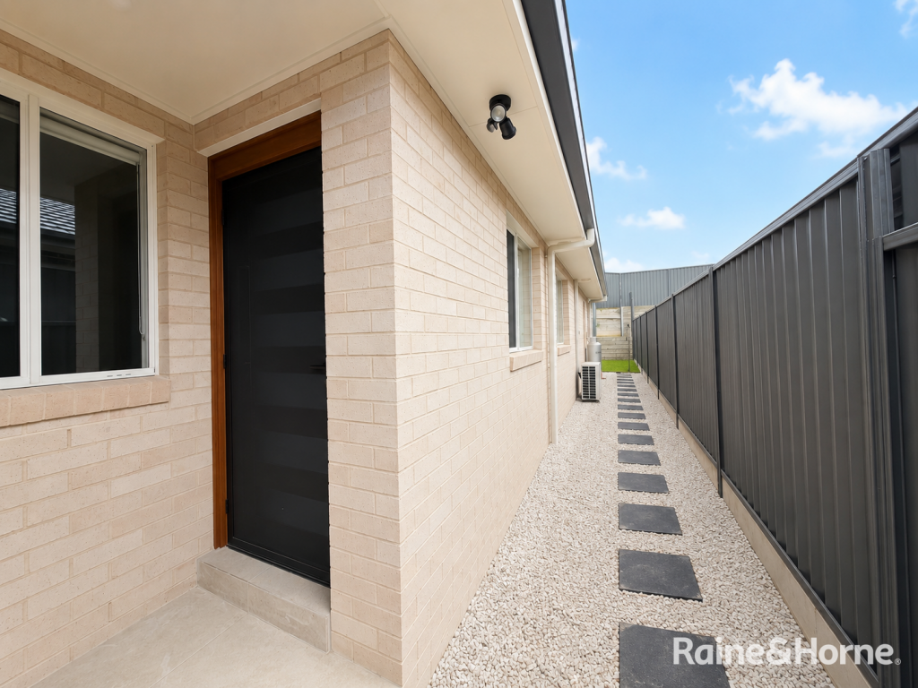 12a Baulking St, Ingleburn, NSW 2565