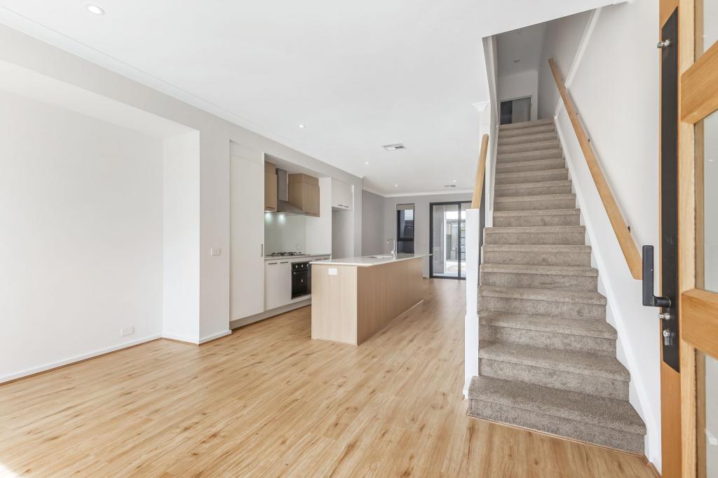 24 Graduation Pde, Taperoo, SA 5017