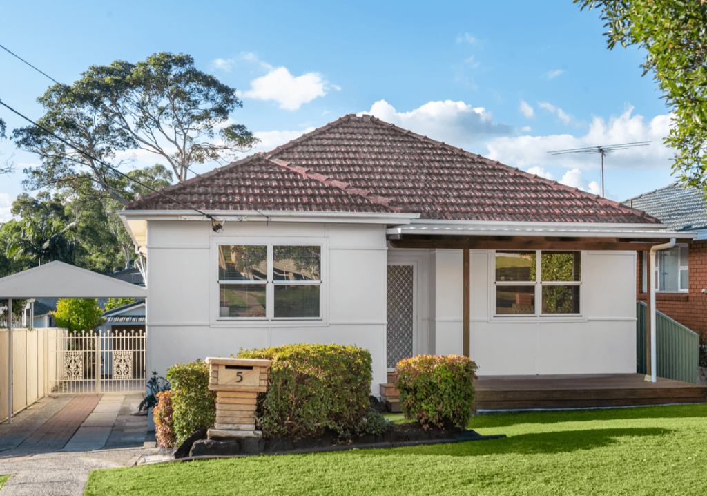 5 Browning St, East Hills, NSW 2213