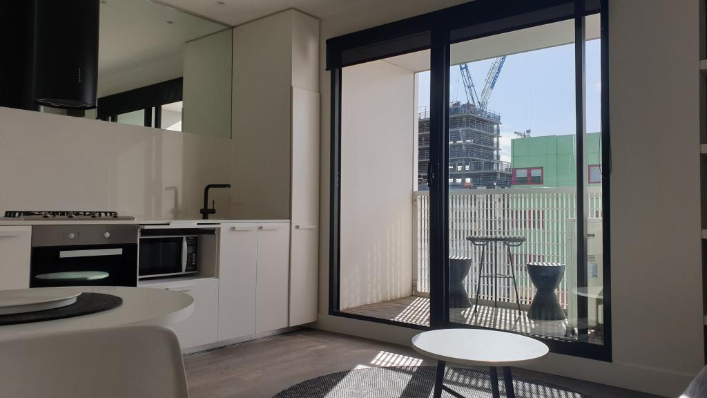 805/518 SWANSTON ST, CARLTON, VIC 3053