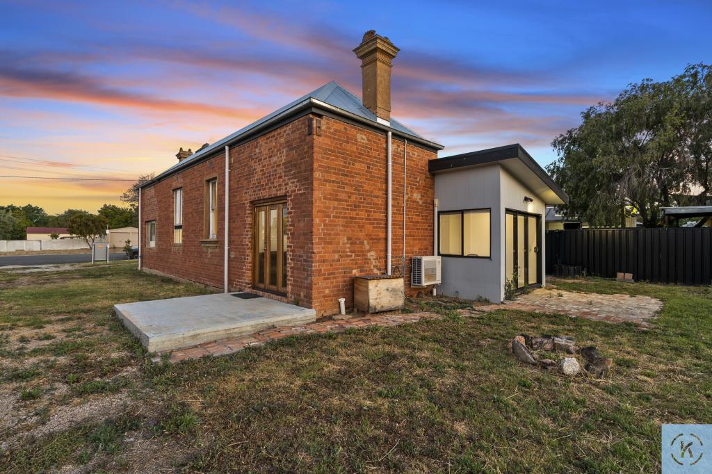 11 Barker St, Tocumwal, NSW 2714