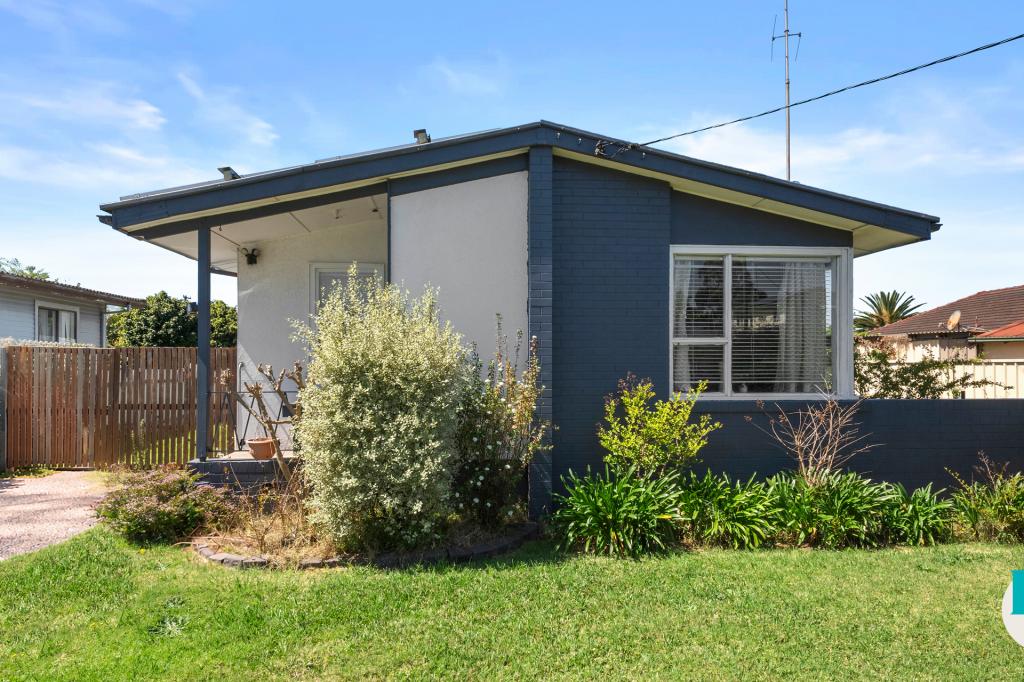 89 King St, Warilla, NSW 2528