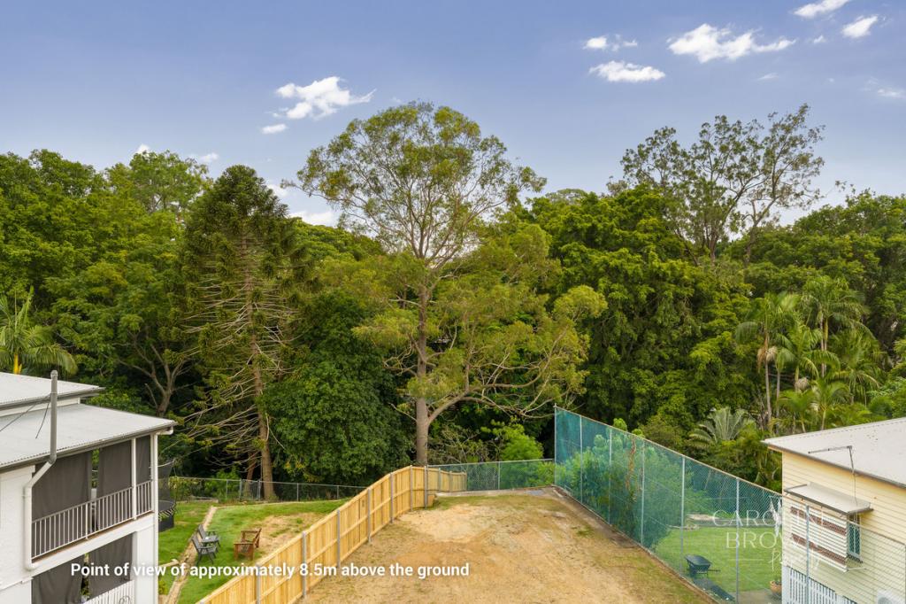 33 Fletcher Pde, Bardon, QLD 4065