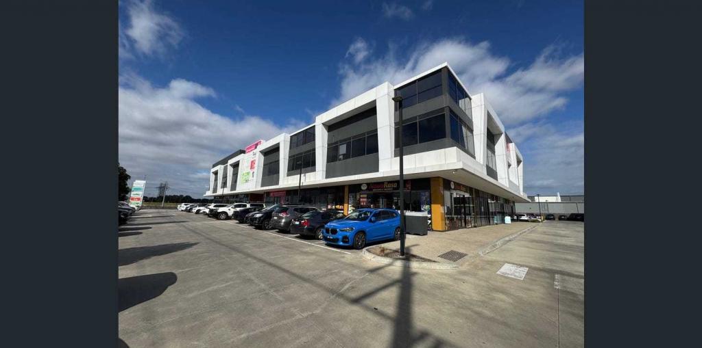 204/1060 Thompsons Rd, Cranbourne West, VIC 3977