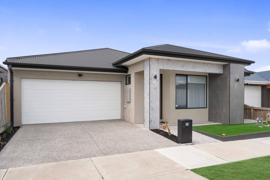 33 Langford Rd, Donnybrook, VIC 3064