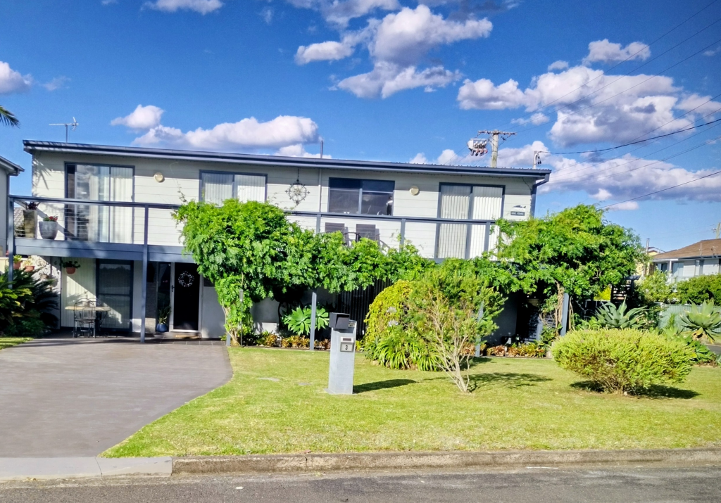 3 CROOKHAVEN DR, GREENWELL POINT, NSW 2540
