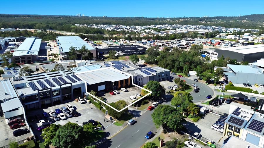 12 MILLENNIUM CCT, HELENSVALE, QLD 4212
