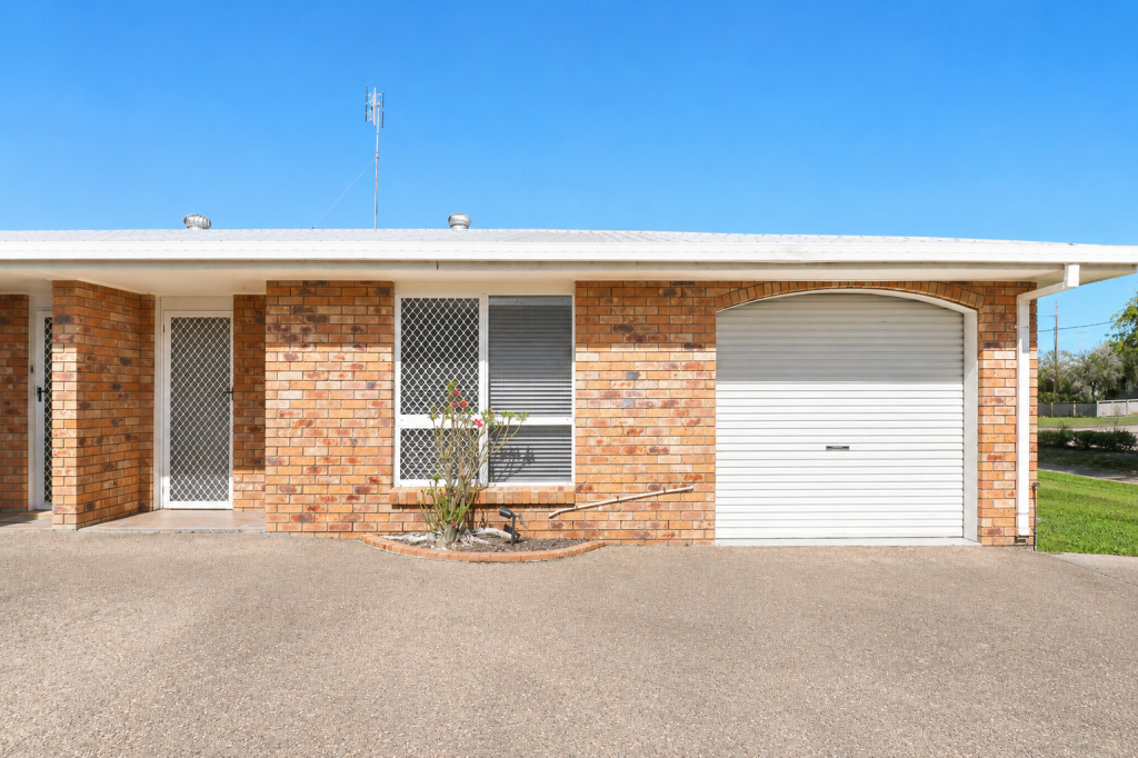 1/34 MACMILLAN ST, AYR, QLD 4807