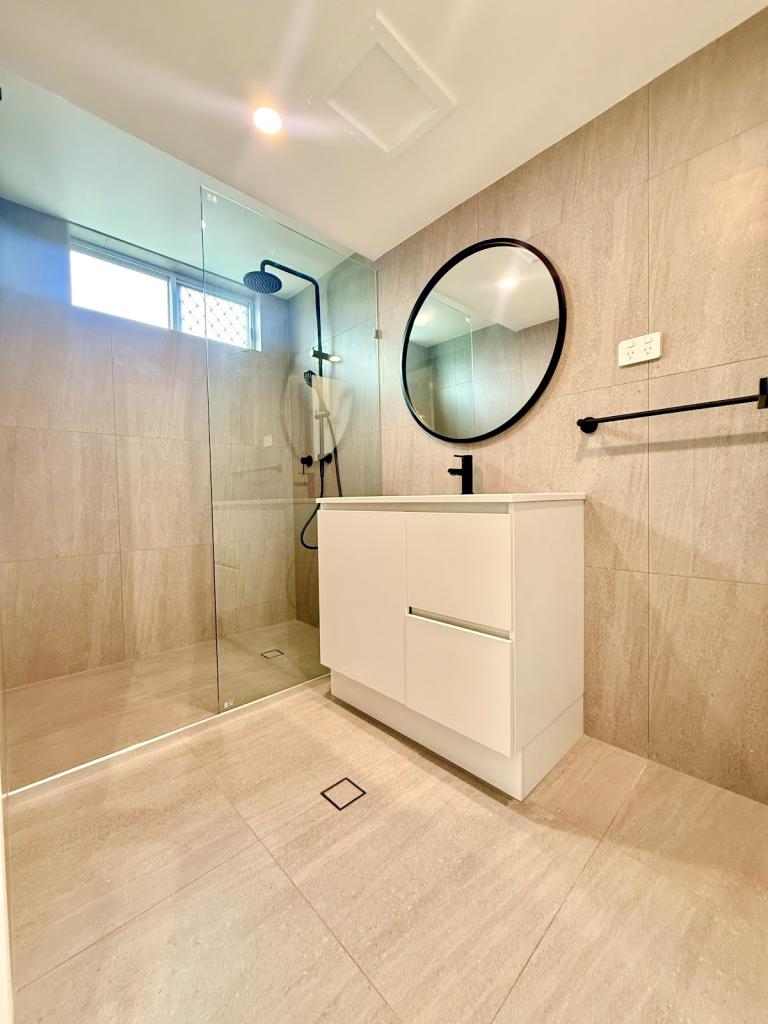 4/15 Pioneer St, Manoora, QLD 4870