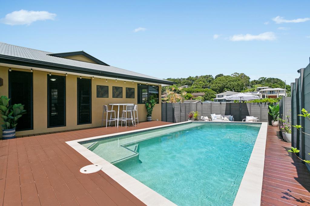 13 Mourne Tce, Banora Point, NSW 2486