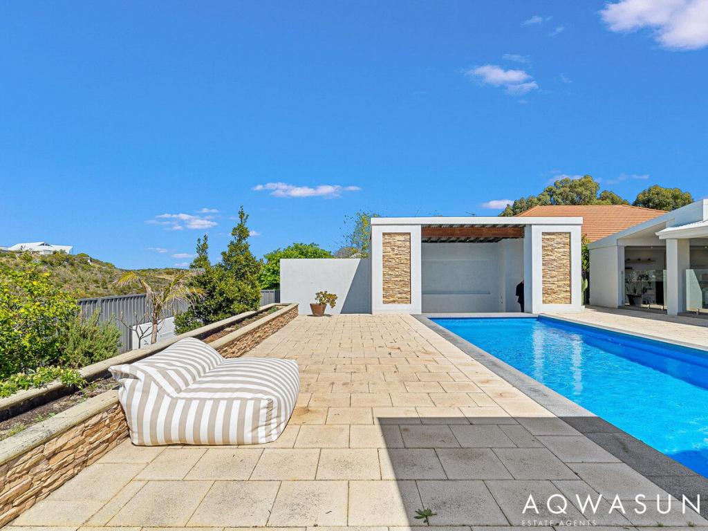 100 Crystaluna Dr, Golden Bay, WA 6174