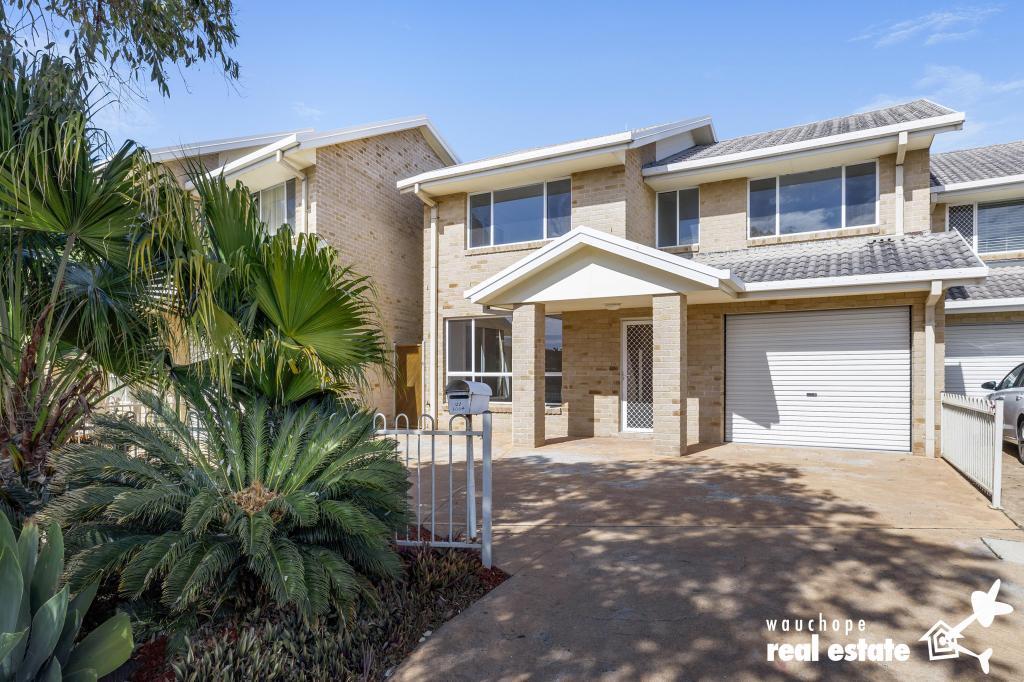 2/1604 Ocean Dr, Lake Cathie, NSW 2445