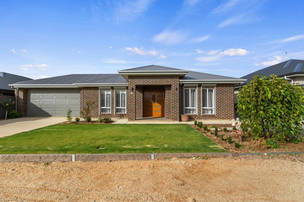 17 Cook Ave, Blyth, SA 5462