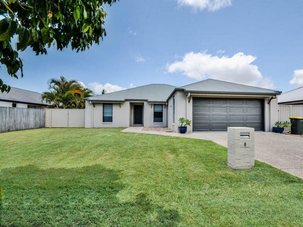 8 Pembroke Cres, Sippy Downs, QLD 4556