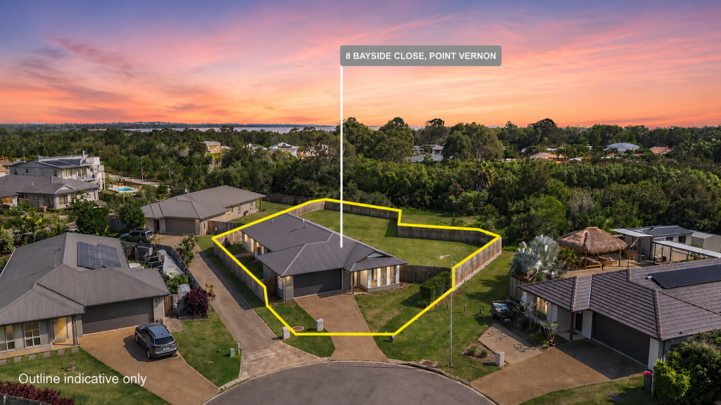 8 Bayside Cl, Point Vernon, QLD 4655