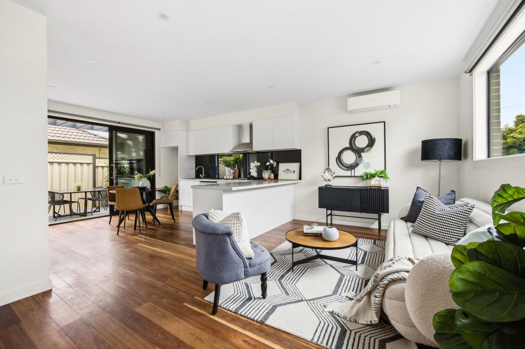 2/3 LODDON AVE, RESERVOIR, VIC 3073