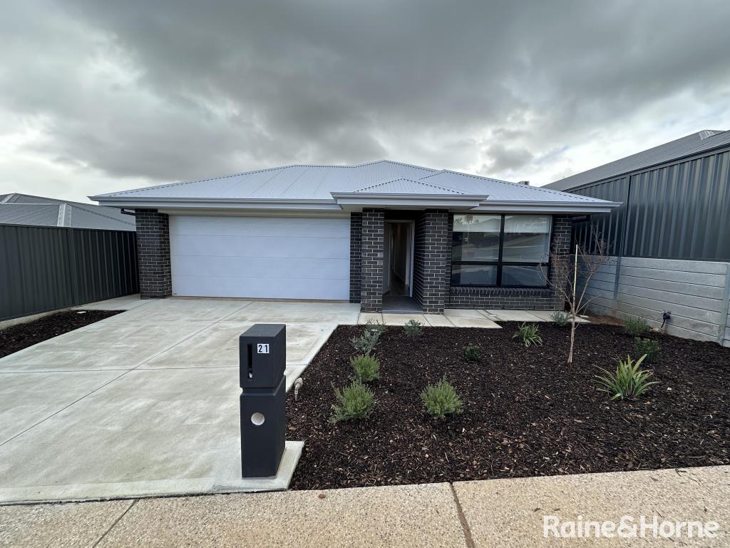 21 Whitford Rd, Craigmore, SA 5114