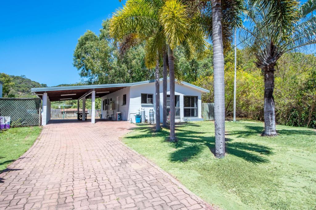 52 Gifford St, Horseshoe Bay, QLD 4819