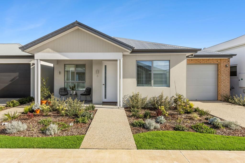 5 Lyrebird St, Armstrong Creek, VIC 3217