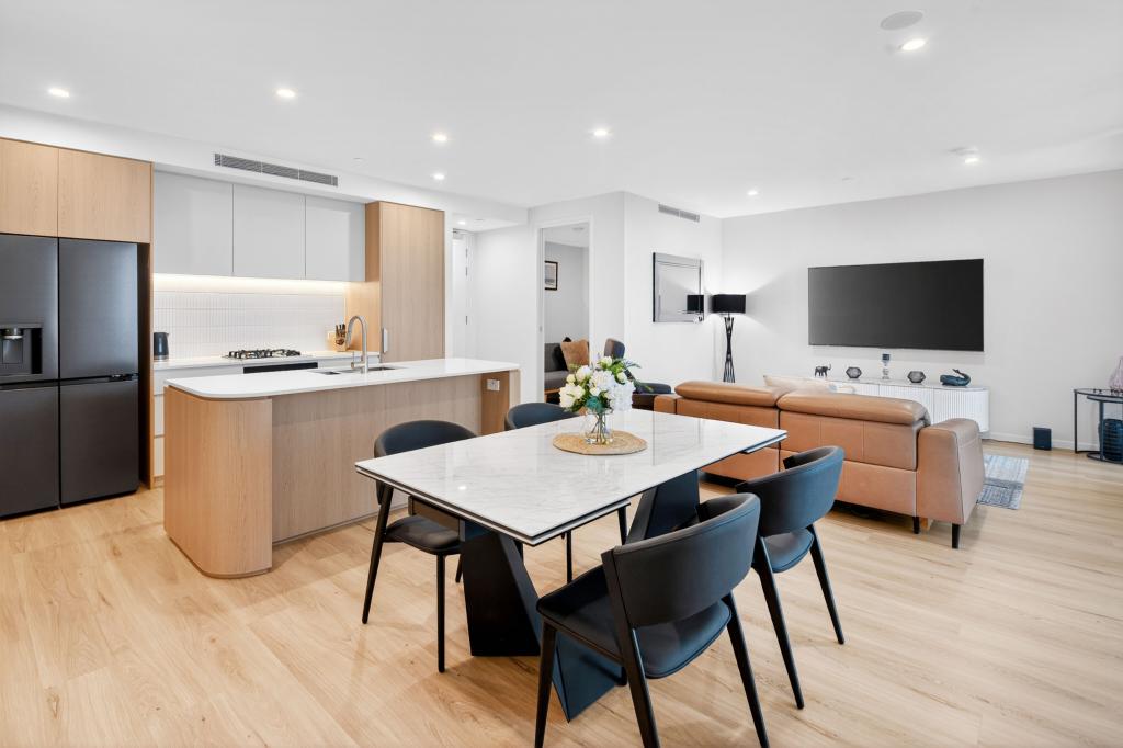 1103/146 Surf Pde, Broadbeach, QLD 4218