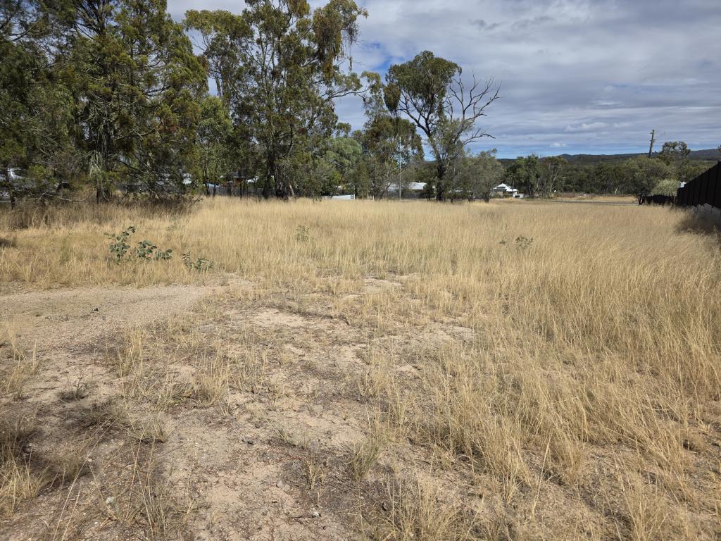 28-30 Kriedeman Rd, Glen Aplin, QLD 4381