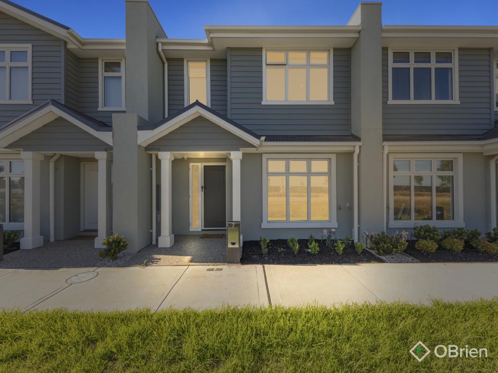 7 Image Walk, Clyde North, VIC 3978