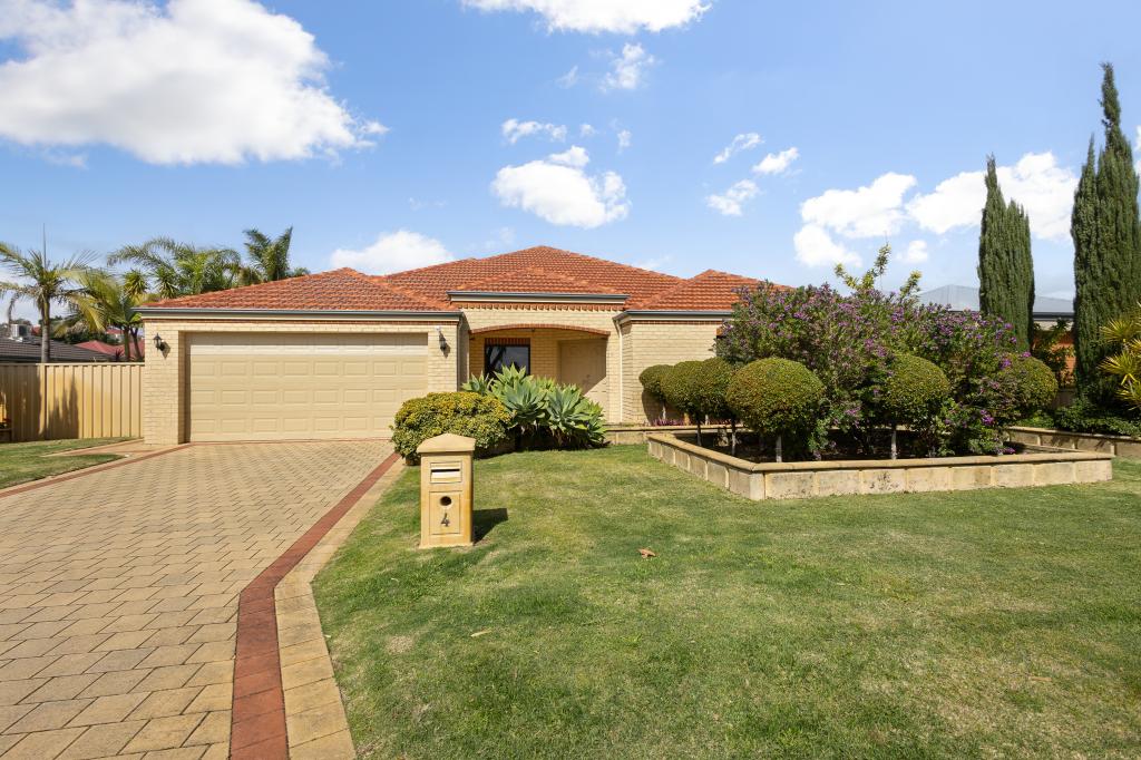 4 Bracadale Way, Canning Vale, WA 6155