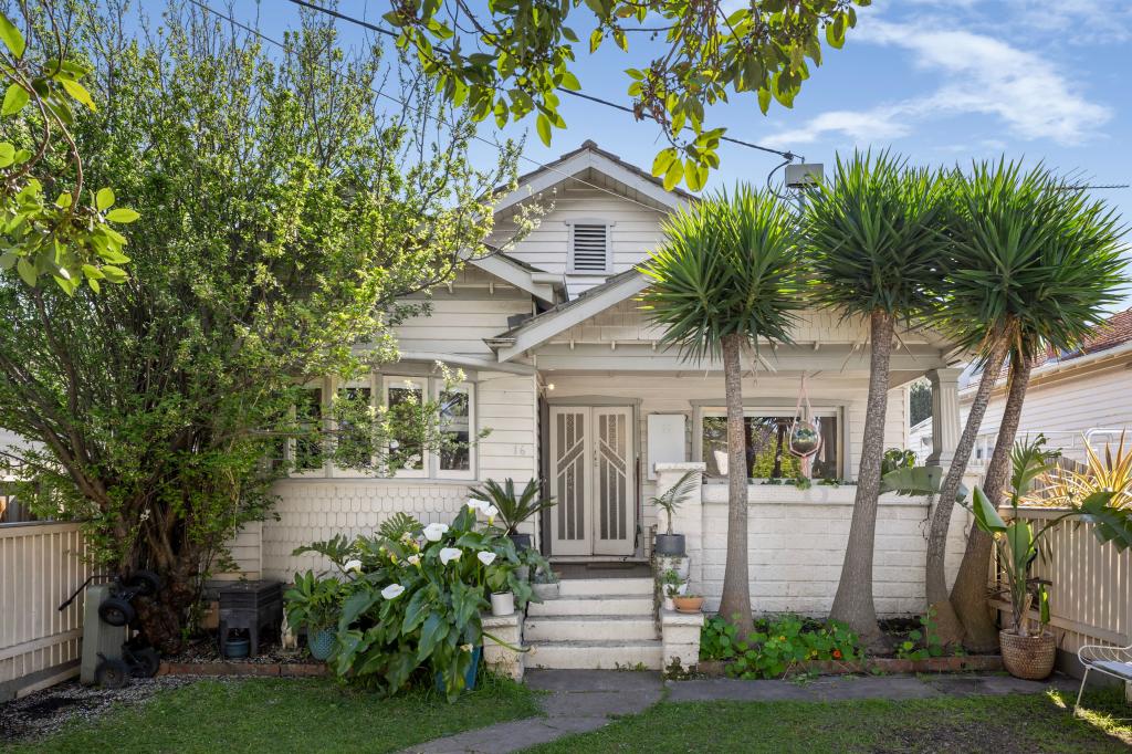 16 Bakers Pde, Brunswick West, VIC 3055