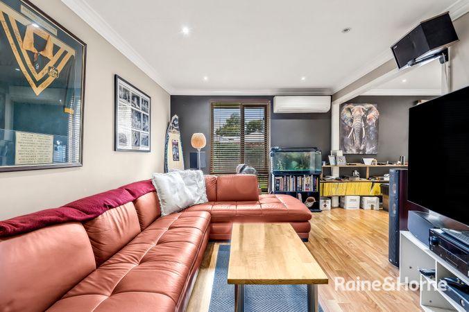 15 CAOURA CRES, GOULBURN, NSW 2580