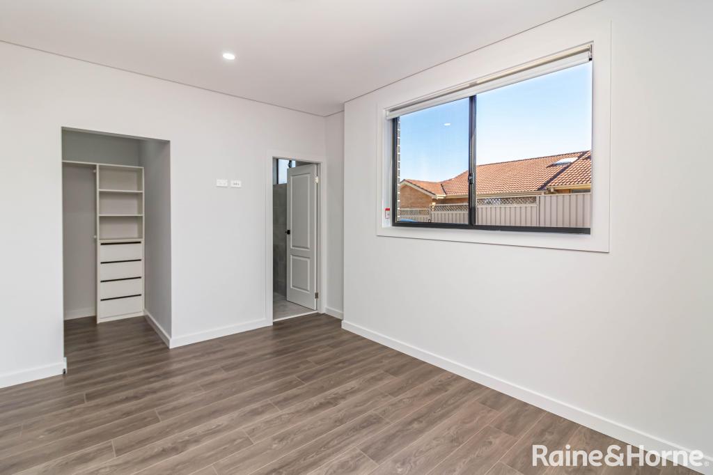 30 Lower Mount St, Wentworthville, NSW 2145