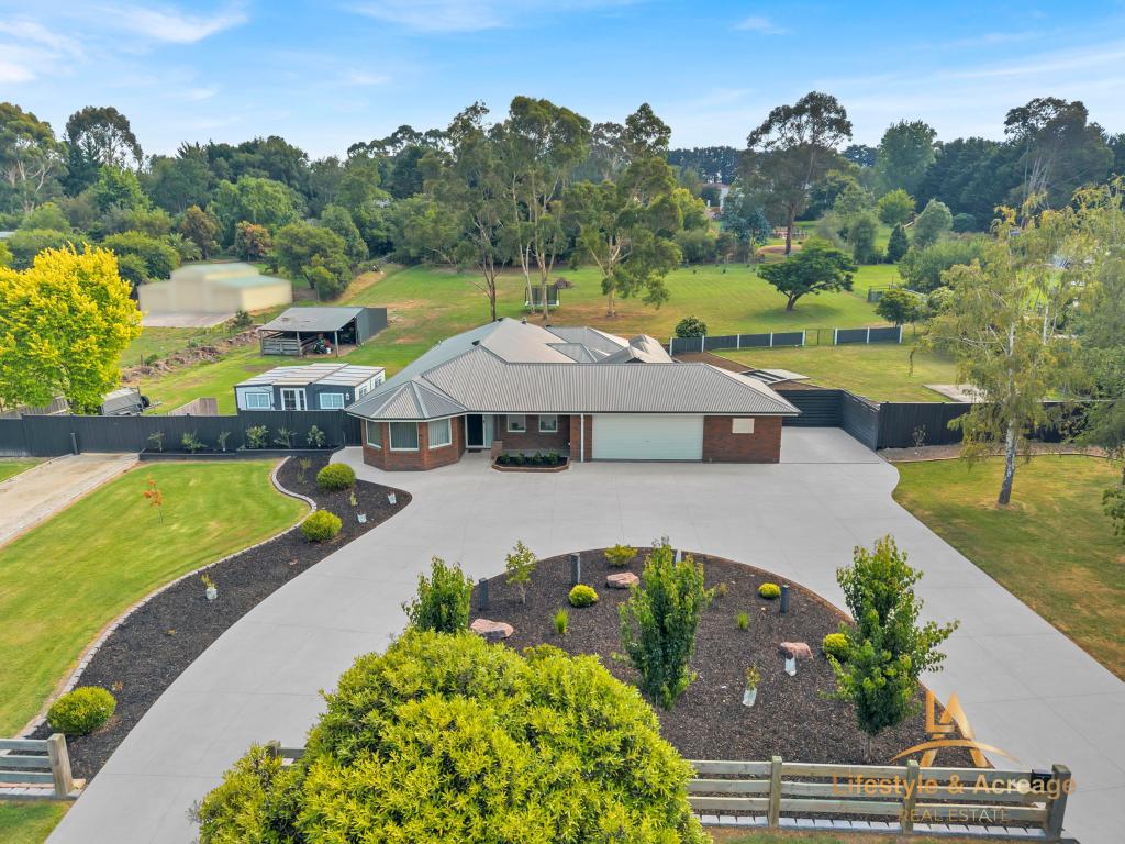 5 Nottingham Ct, Drouin, VIC 3818