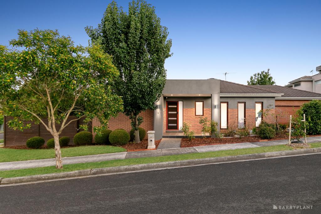 8 GISBORNE ST, BULLEEN, VIC 3105