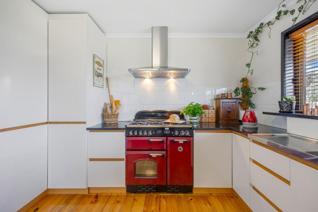 25 Mcmahons Rd, Glenlyon, VIC 3461