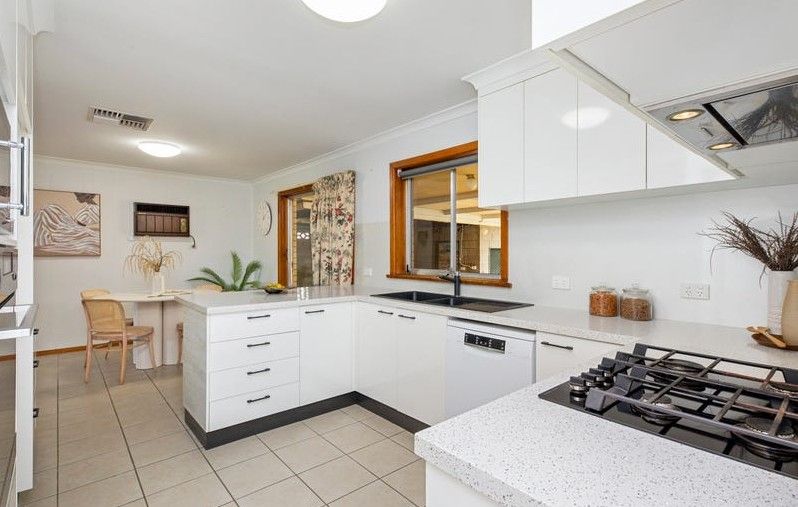 486 HARTLEY ST, LAVINGTON, NSW 2641