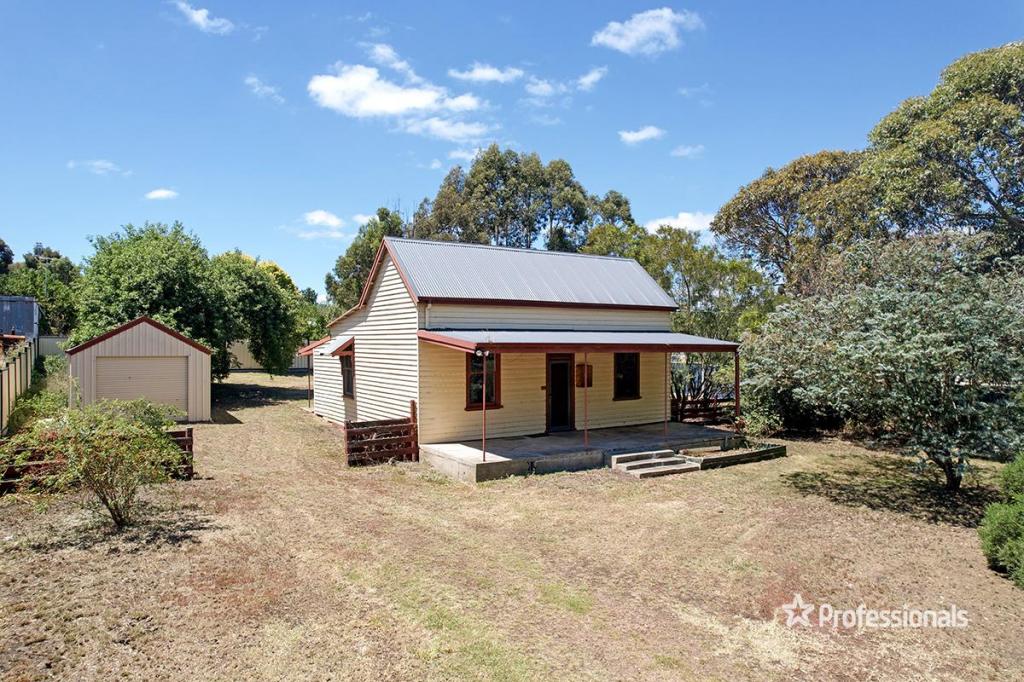 2 Berry Ct, Hamilton, VIC 3300