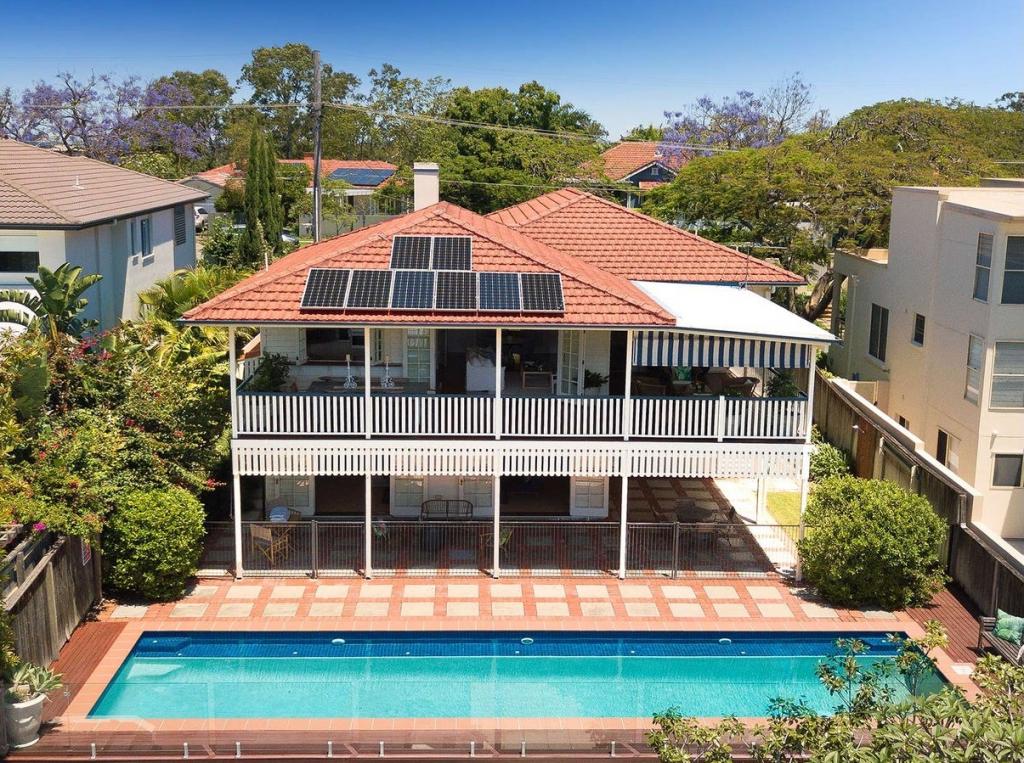 100 Hawken Dr, St Lucia, QLD 4067