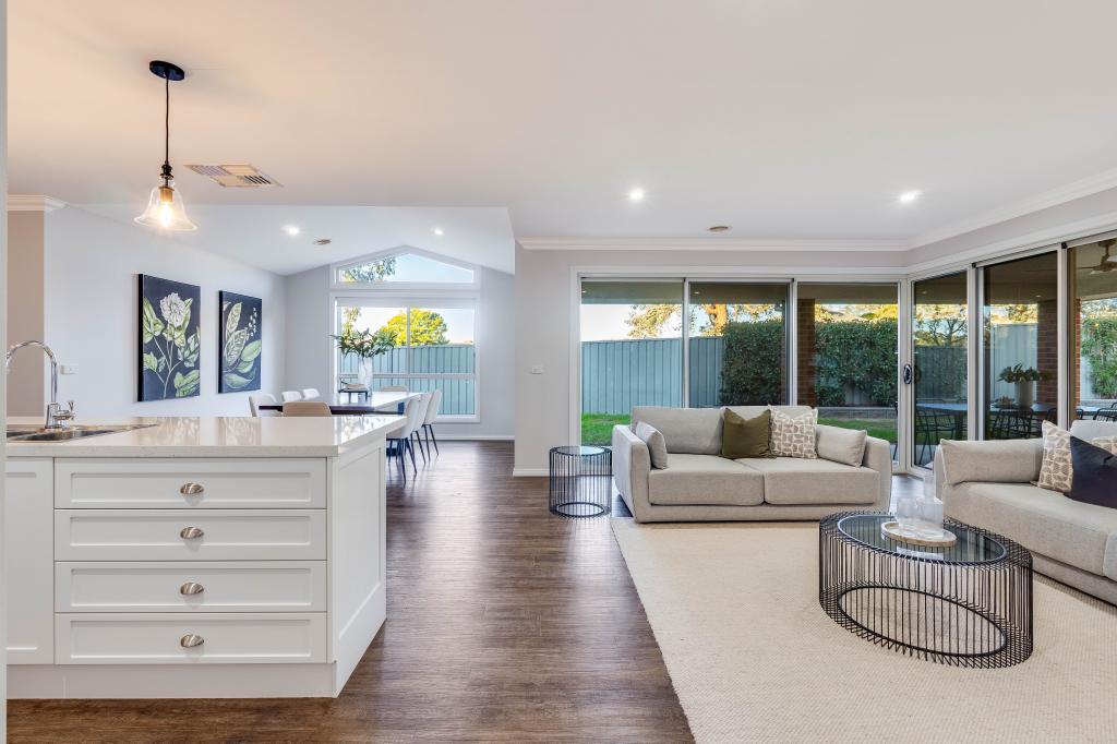 129 Whitebox Cct, Thurgoona, NSW 2640