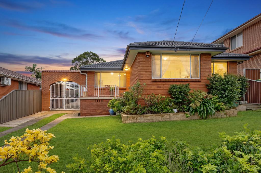 121 Mississippi Rd, Seven Hills, NSW 2147