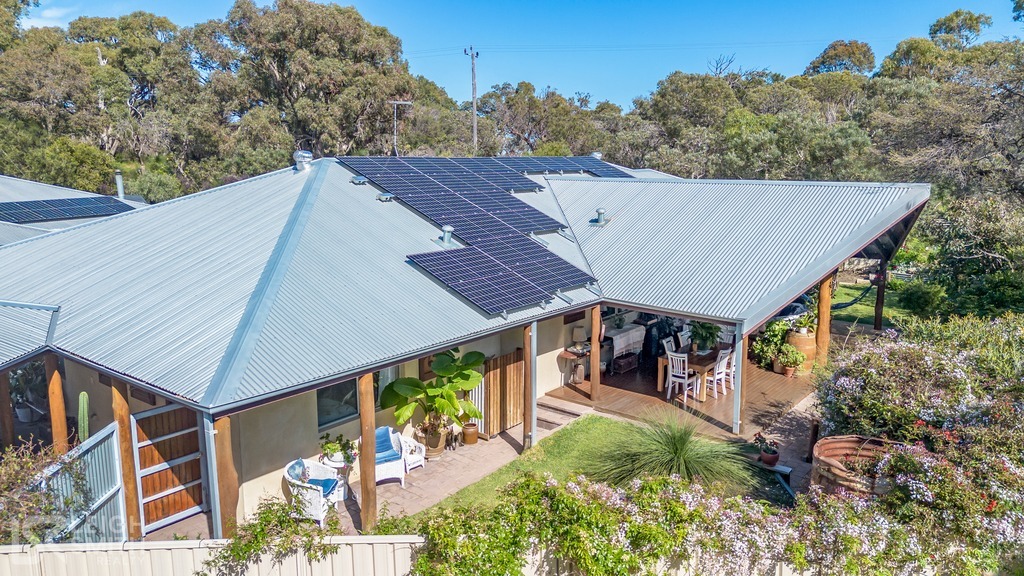 14 AUSTIN RISE, DAWESVILLE, WA 6211