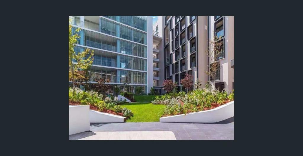 1518/8 KINGSBOROUGH WAY, ZETLAND, NSW 2017