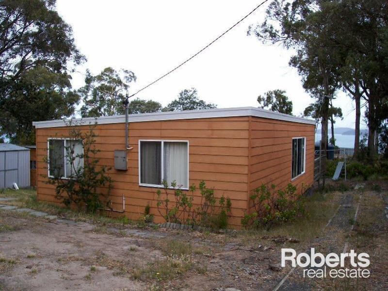 675 Primrose Sands Rd, Primrose Sands, TAS 7173