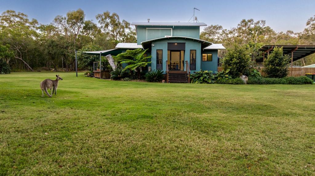 2531 Round Hill Rd, Round Hill, QLD 4677