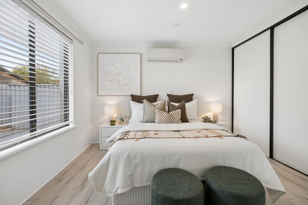 4 Perrona Gdns, Mullaloo, WA 6027