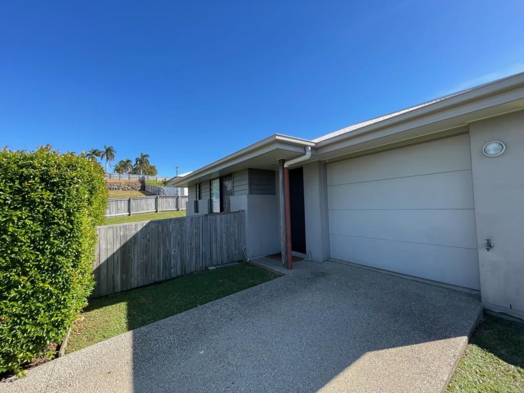 1/8 BONNEY ST, RURAL VIEW, QLD 4740